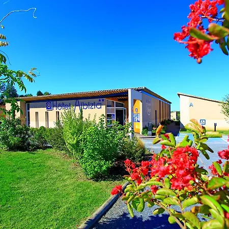 The Originals City, Albizia, Sarlat-la-caneda Hotel 2*
