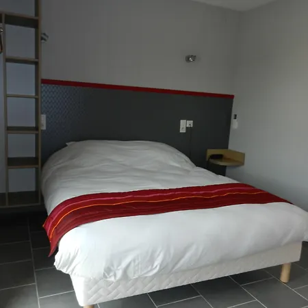 Hotel The Originals City, Albizia Marcillac-Saint-Quentin