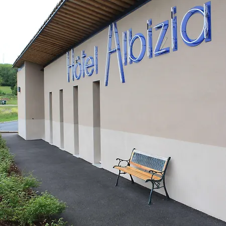 The Originals City, Albizia 2*