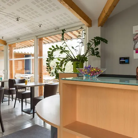The Originals City, Albizia 2* Marcillac-Saint-Quentin